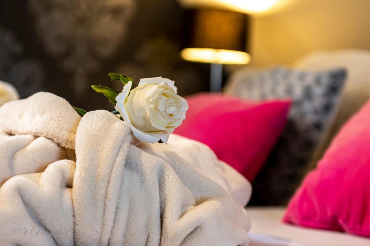 Bed and Breakfast 'T Poorthof Borgloon Exterior foto